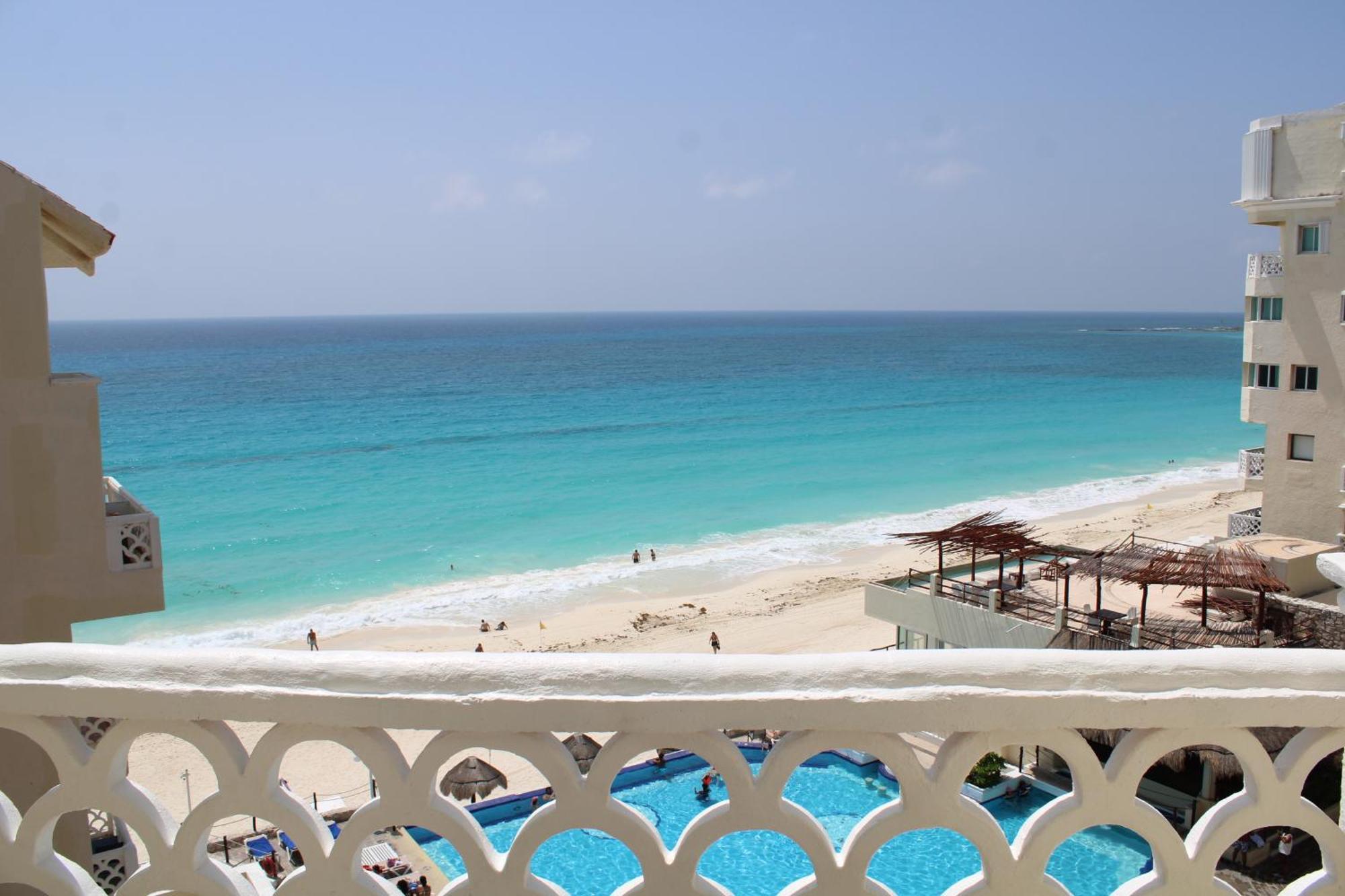 Bsea Cancun Plaza Hotel מראה חיצוני תמונה